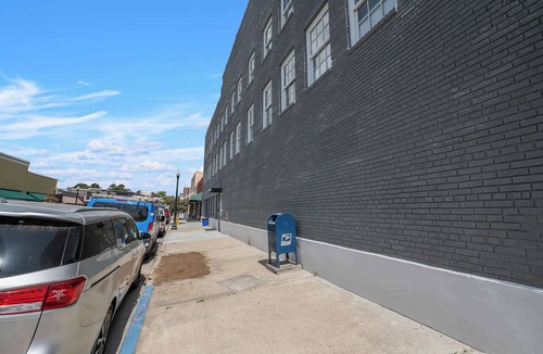 Conway Condo | Charming Conway Loft in Downtown Conway