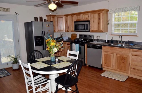 Dunlap Cottage | Charming Cottage Rental near Fall Creek Falls in Tennessee