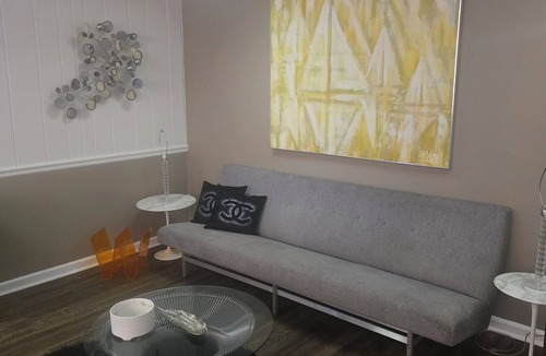 Stone Mountain Apartment | Charming full featured 2-bedroom apartment with WiFi in Stone Mountain!