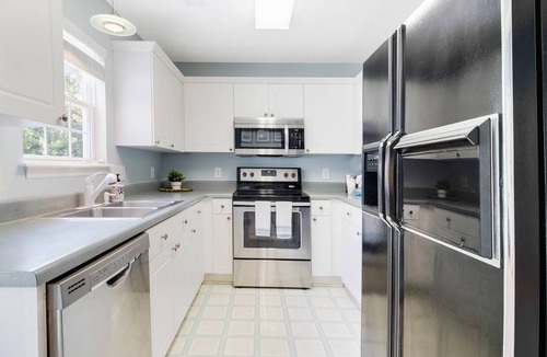 Long Beach House | Charming Home! Just minutes From the Beach, Near Shopping, Dog Friendly