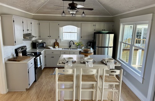 Leesville House | Charming Lakefront House, Dock and Boat Ramp