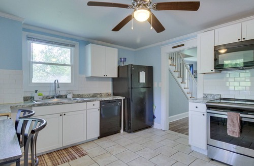 Lexington House | Charming Lexington Getaway - Large Riverfront Deck