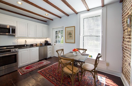 French Quarter Cottage | Charming mid 1700s Kitchen House