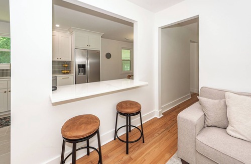 West Ashley House | Charming Renovated Retreat for Work + Play