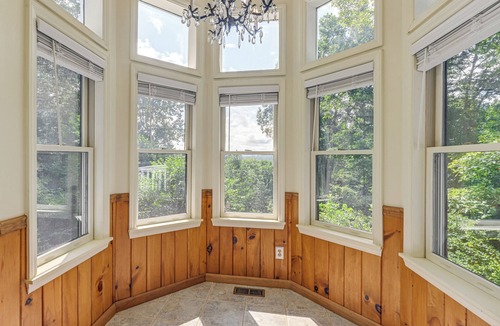 Franklin House | Chateaux-Style Franklin Retreat w/Sauna and More