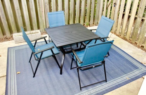 DeKalb County House | Cheerful 2 bedroom townhouse with indoor Fireplace