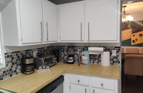 Port Saint Lucie House | Cheerful 3-bedroom home with pool