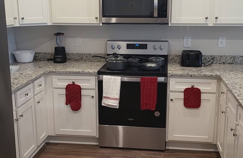 Northeast Raleigh House | Cheerful home entire 3 bedroom with massage chair