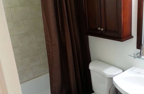 Southwest Coconut Grove Apartment | Chic 2-bedroom apartment with WiFi, AC in vibrant Miami