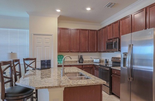 Lakewood Ranch Condo | Chic 3 BR/2 BA condo With Golf Course Views - Heavenly Daze