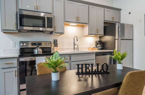 Downtown Louisville Apartment | Chic studio close to Louisville's Med District