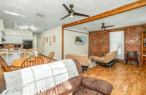 Sebring Apartment | Circle Overlook-Downtown Apartment Stay