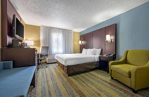 Lexington Hotel | Clarion Hotel Conference Center Lexington North