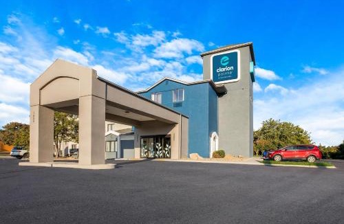 Sevierville Hotel | Clarion Pointe Sevierville-Pigeon Forge