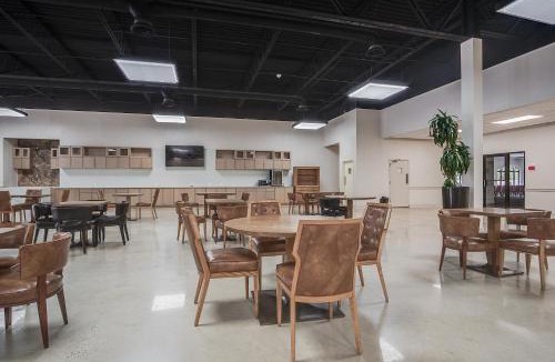 Pooler Hotel | Clarks Inn Savannah Airport