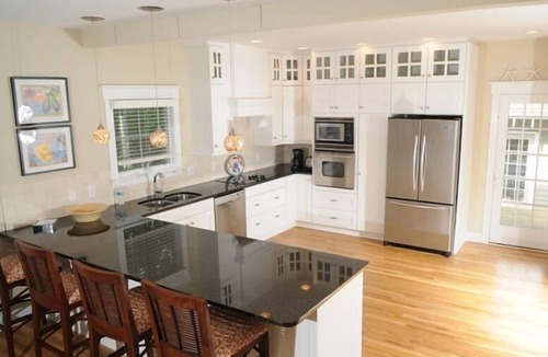 Cape Fear Station House | Classic BHI Home, Ideal for 2 Families, Easy Beach Access