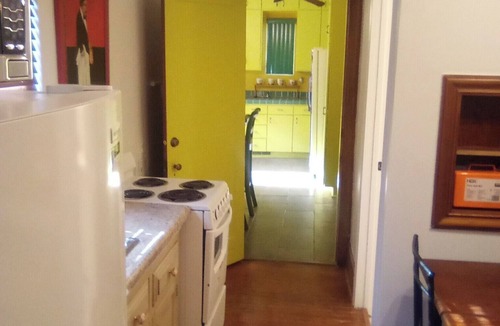 East of Broadway Apartment | Clean Safe Comfortable Housing - Comforts of Home