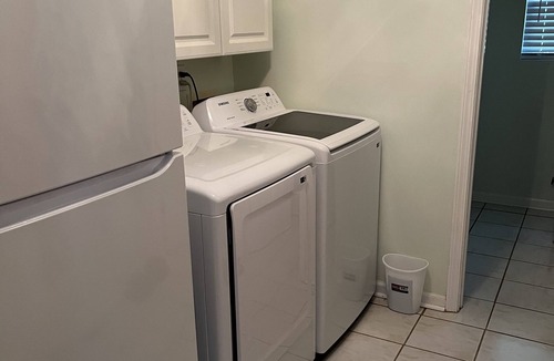 Townville House | Clemson Group Therapy - Sleeps 12