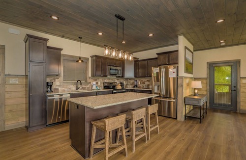 Smoky Mountains Cabin | Cliffside Scenic Splendor: Indoor Pool, Mtn Views, Theater, Games, Hot Tub, Wifi