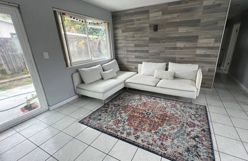 Pembroke Pines House | Close to both Miami & Ft. Lauderdale in Hollywood, FL!