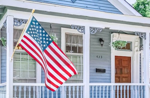 Columbus House | Closest Historic BnB to Ft Moore-Americana Cottage