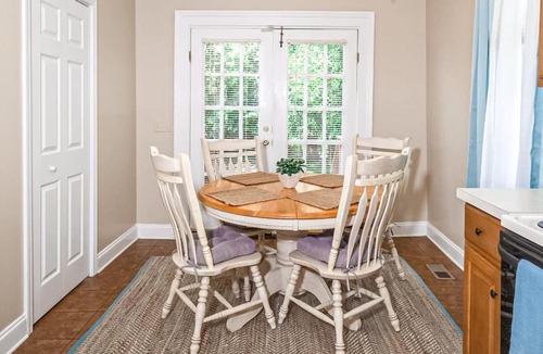 Columbus House | Closest Historic BnB to Ft Moore-Americana Cottage