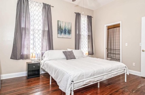Columbus House | Closest Historic BnB to Ft Moore-Americana Cottage