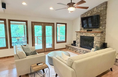 Maynardville House | Cloud 9 on Norris Lake - July SALE
