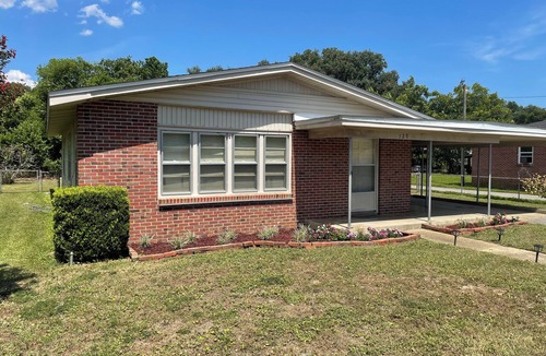 Warrington House | Coastal Comfort! Charming 3 bedroom, near beach and downtown Pensacola