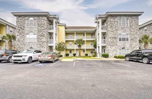 Central Myrtle Beach Condo | Coastal Condo Getaway Near the Beach