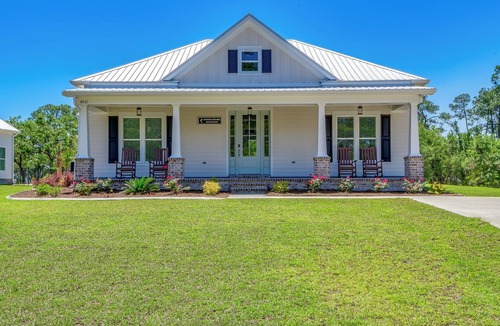 Panacea Cottage | Coastal Cottage on the Forgotton Coast of St Teresa, Florida