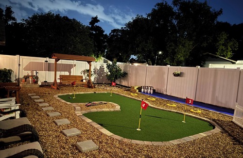 Rustic Oaks House | Coastal Escape: Heated Salt Pool & Beaches, Bowling, Mini Golf - Kids’ Paradise