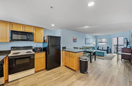 Belle Vista Condo | Coastal Gem | Gulf Views + Walk to Fun