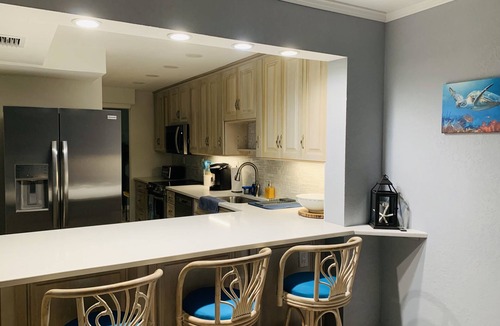 Key Largo Condo | Coastal Haven - Water & Sunset Views