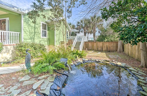 North Carolina Coast Cottage | Coastal Hideaway ~ 1/2 Mi to Beach + Boardwalk!
