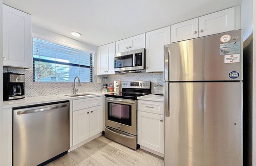 Belle Vista Condo | Coastal Oasis | Beachfront & Prime Spot