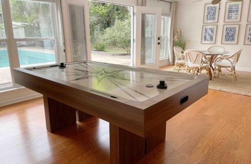 Talahi Island House | Coastal Oasis w Pool Near Beach and Downtown!