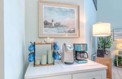 Hilton Head Island Villa | Coastal Paradise 2BR Villa Near Coligny & Beach