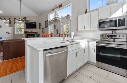 Myrtle Grove House | Coastal Retreat w/Salt-Water Pool + Fire Pit