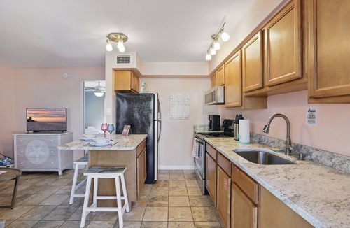 Cocoa Beach Apartment | Coco Sands Beachside Cottages