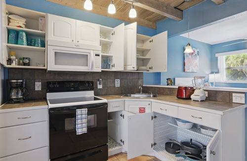 Cocoa Beach Apartment | Coco Sands Studios