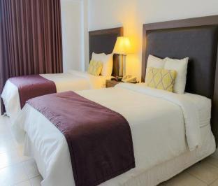 North Beach Hotel | Collins Hotel