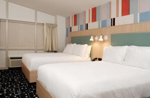 Roanoke Hotel | Colony House Motor Lodge