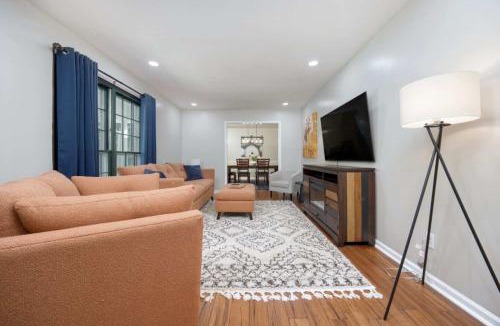 Fortson House | Columbus Oasis Pool Hot Tub & Family Fun