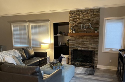 Waleska House | Come relax in beautiful Lake Arrowhead! Mountain Lake Escape!