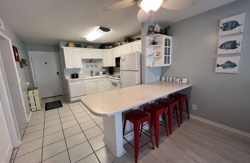 Winfield Condo | Come stay in this 2 bedroom at Gulf Shores Plantation! Relaxation awaits you!