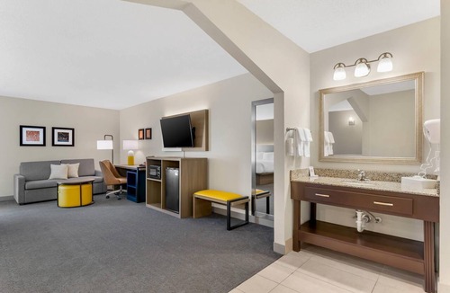 Blairsville Hotel | Comfort Inn Blairsville Butternut Creek
