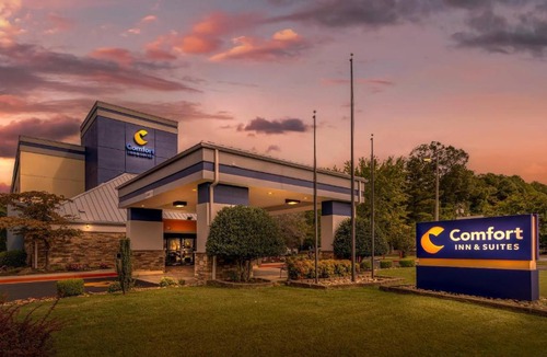 Clemson Hotel | Comfort Inn & Suites Clemson - University Area