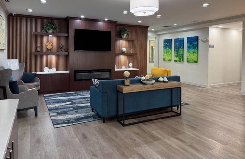 Concord Hotel | Comfort Inn & Suites Concord - Kannapolis