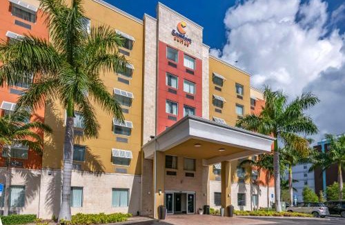 Dania Beach Hotel | Comfort Suites Fort Lauderdale Airport South & Cruise Port